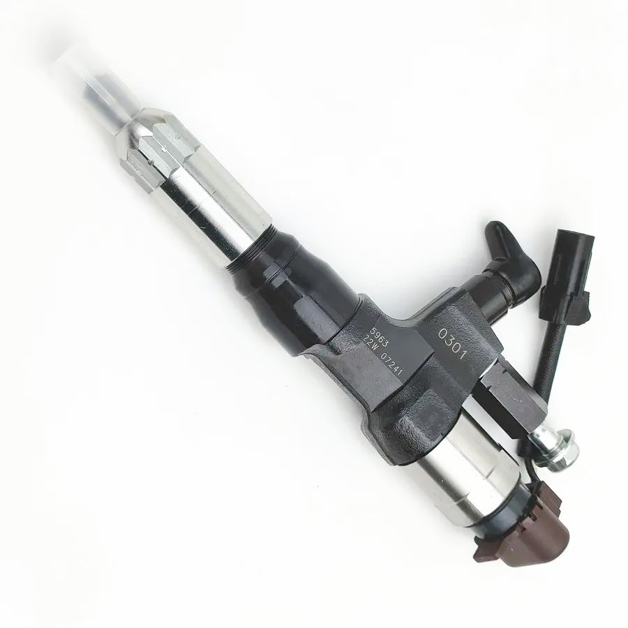 Communi Rail injector 5365904